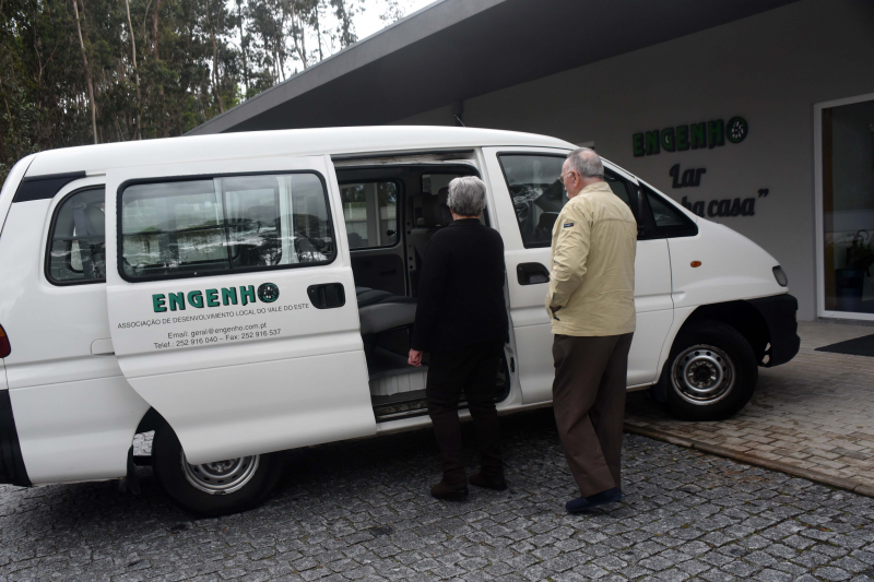 Transporte especial para utentes da antiga Extensão de Saúde de Arnoso Santa Maria