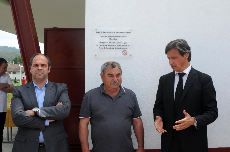 Paulo Cunha inaugurou balneários do GD de Joane