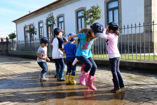 Funcionários de Creches em Famalicão vão ser testados