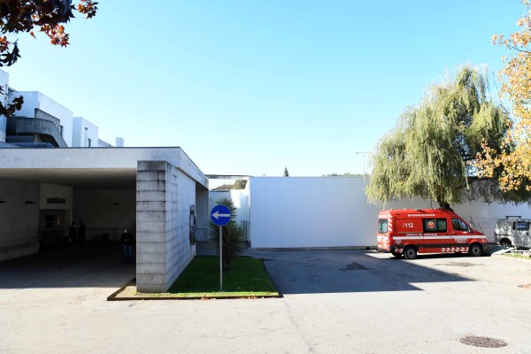 Câmara constrói edifício de apoio à urgência do hospital para combate à Covid 19