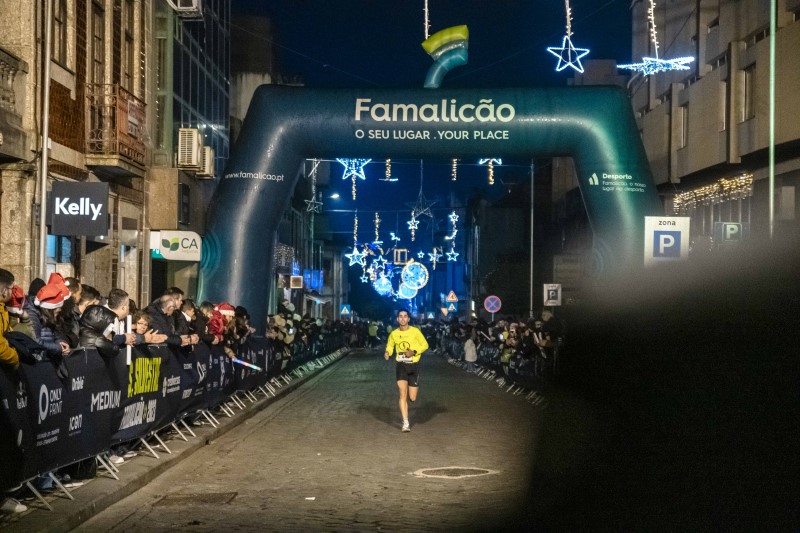 Aviso de trânsito | 9ª edição São Silvestre de Famalicão