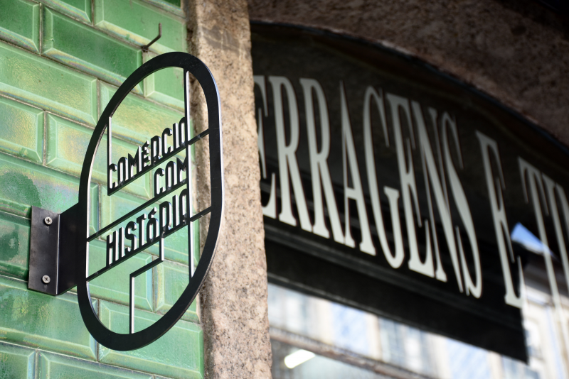 Passeio comentado pelo Comércio com História