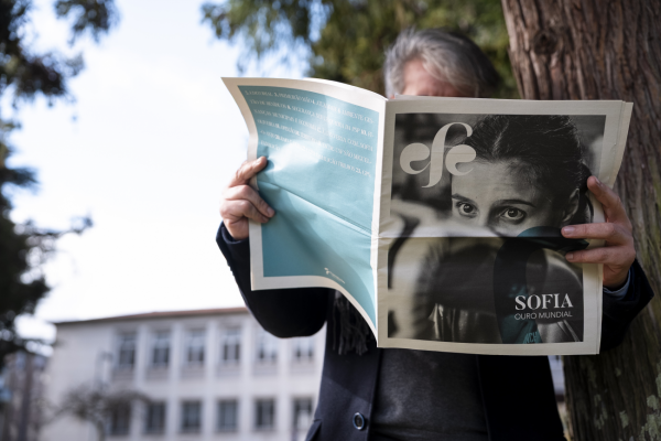 Efe arrives today at the Famalicenses' home