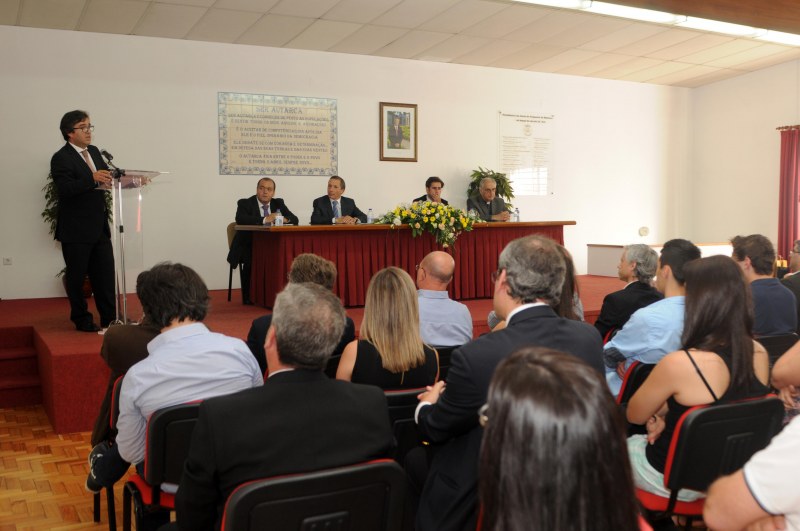 Ribeirão celebra aniversário com homenagem à “prata da casa”