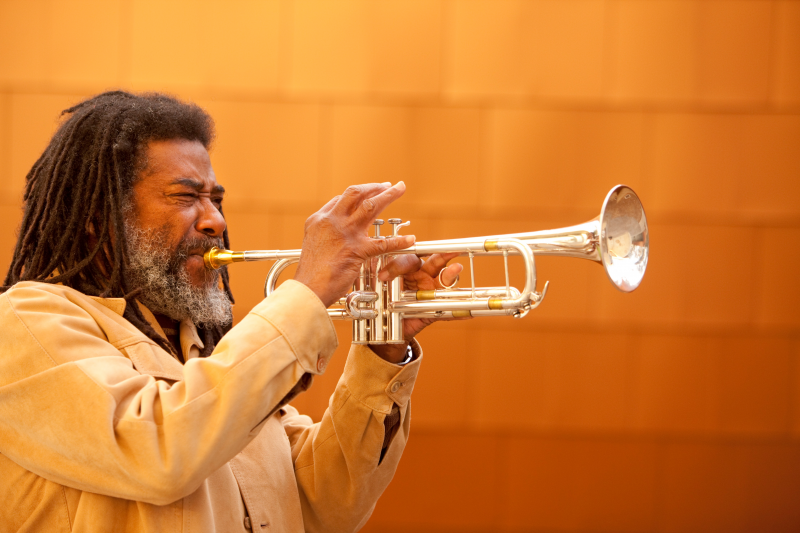 Casa das Artes recebe lenda viva do jazz mundial