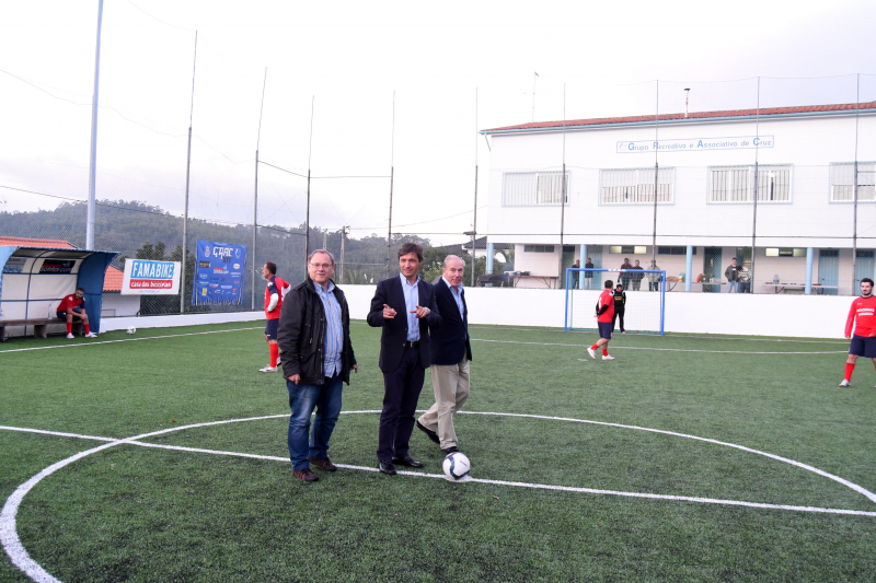 Grupo Recreativo e Associativo de Cruz inaugurou novo sintético